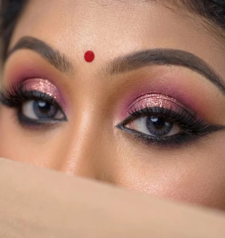 Golden Bengali Classic eye makeup by Prerana's Makeover